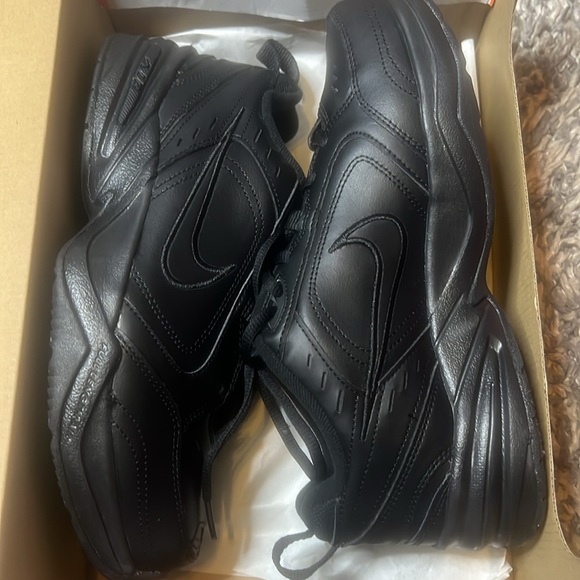 New In Box Nike Air Monarch IV 4E-Wide, 8 - Picture 11 of 12